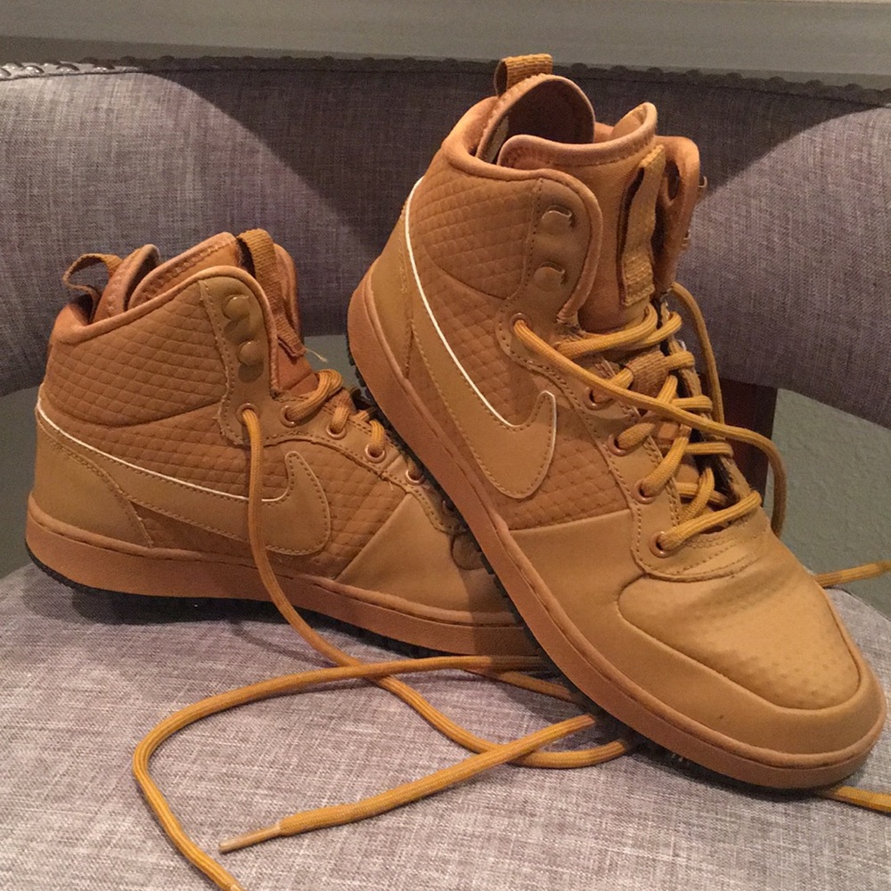 Nike | Mid Ebernon Nike Shoes